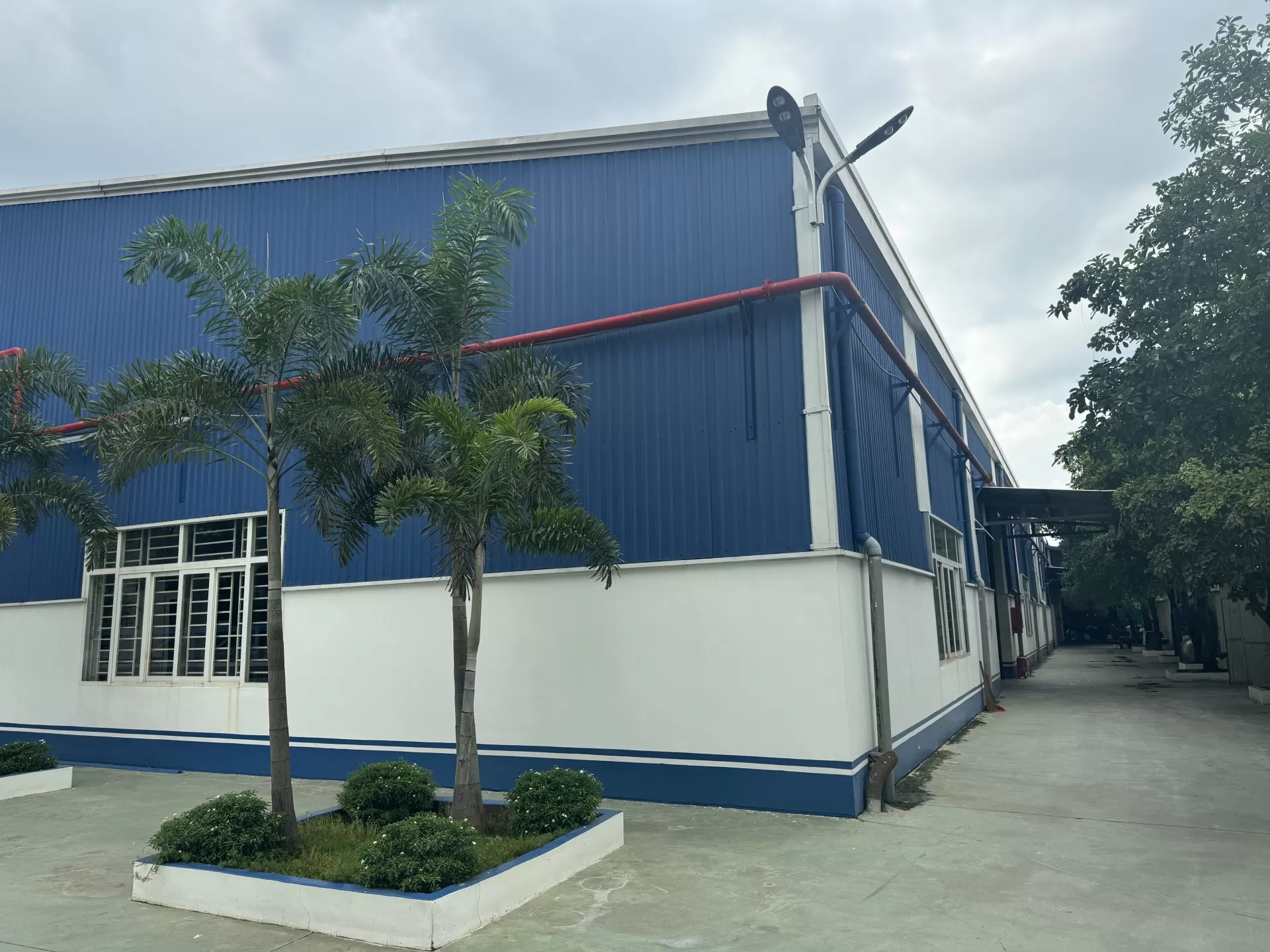 Your Tour Starts Here: Inside the HMD Factory